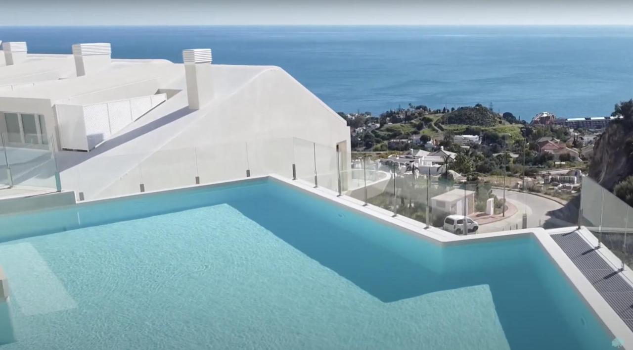 3 Bedroom Sea View Stupa Hills Benalmádena Dış mekan fotoğraf